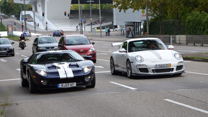 Az ég is leszakad tőlük